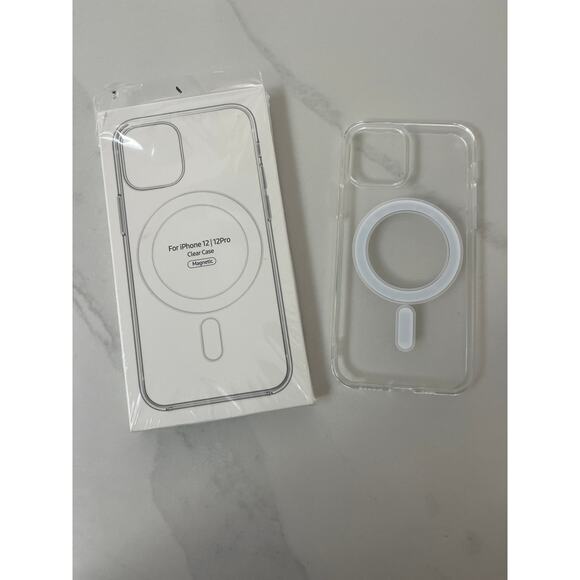 NWT iPhone 12 or 12 Pro Clear Silicon Magnetic Case - Picture 4 of 5
